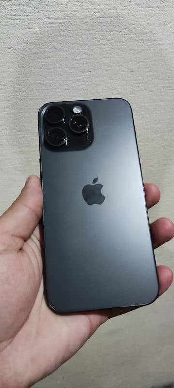 iphone 15 pro max Factory unlocked 5