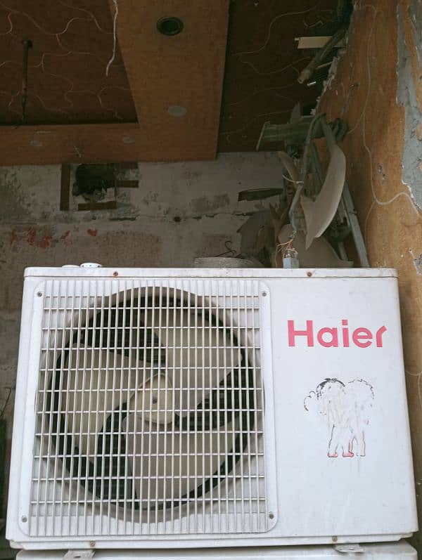 Haier 1 ton 0