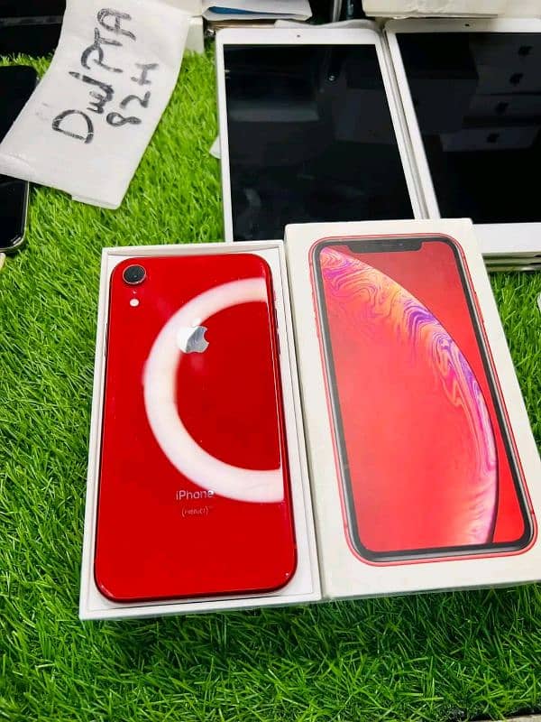 iPhone XR 0319=3611=683 2