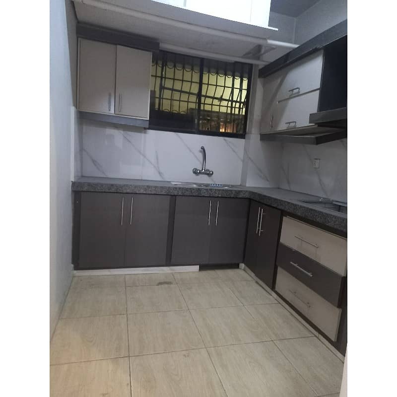 3 Bed Drawing Dining Flat For Rent In Bahadurabad 2