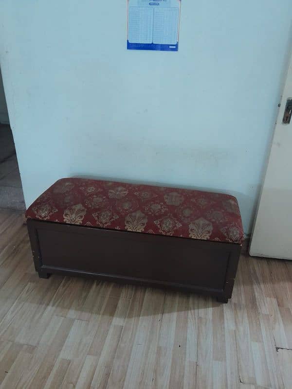 storage box that can be used for sitting 1