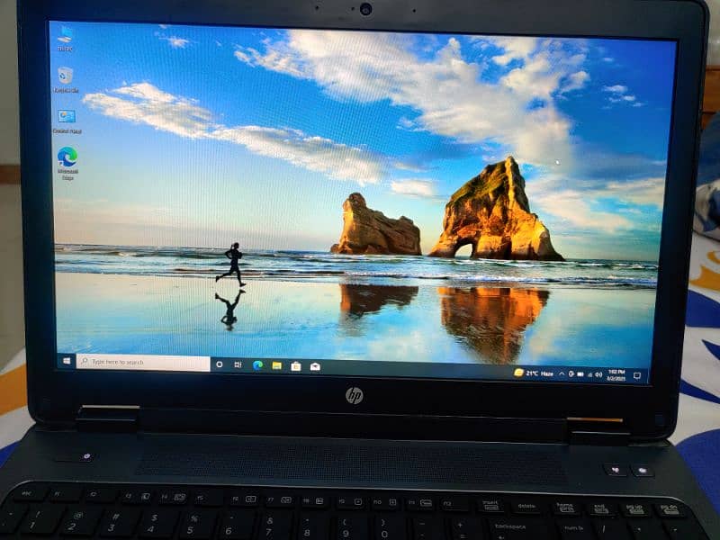 HP ZBook Gen2 Very Powerful system good for heavy work. 1