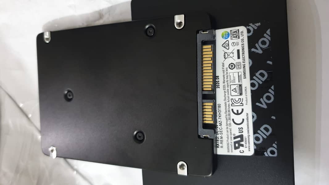 Sata SSD Hard Drive 1TB Samsung New 100% Health 4