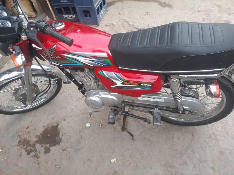 Honda CG 125 2023 Model Total Jenien 1