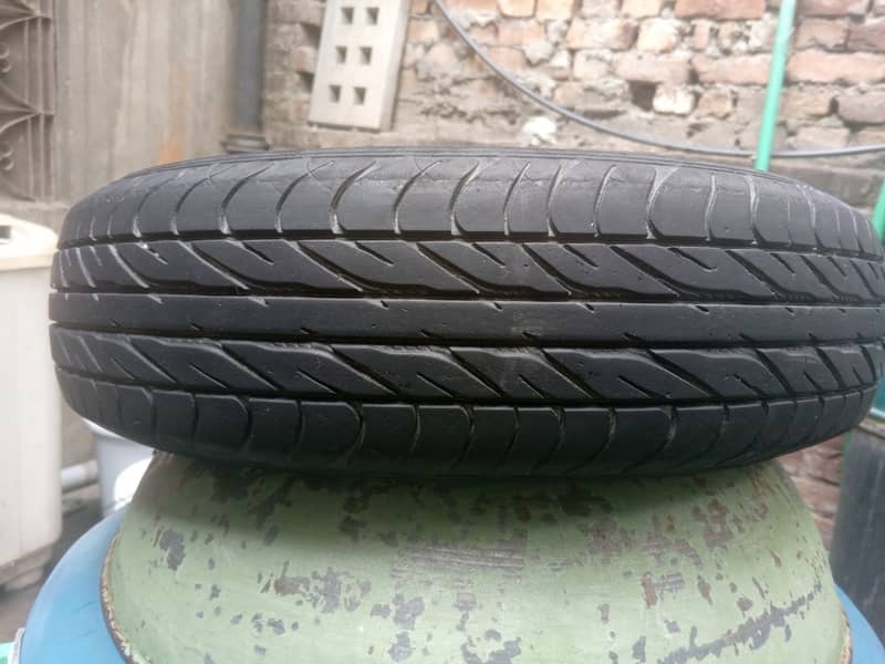 145/80/12 Dunlop only 1 tyre Indonesia made 0