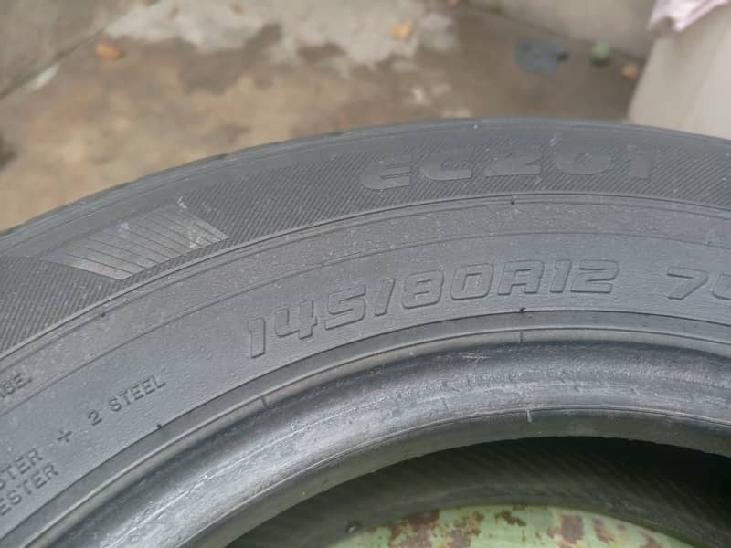 145/80/12 Dunlop only 1 tyre Indonesia made 2