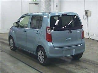 Suzuki Wagon R 2015 11