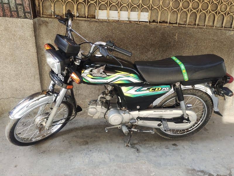 Honda CD 70 2023 totel original 3