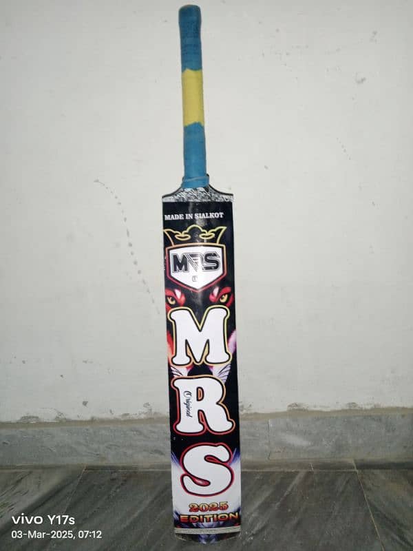 Cricket bat for sale 100 New Full 10/10. JD Wood Best Sticker Stylish 0