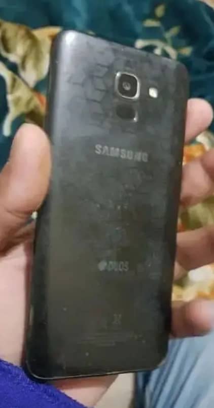 Samsung Mobile J6 0