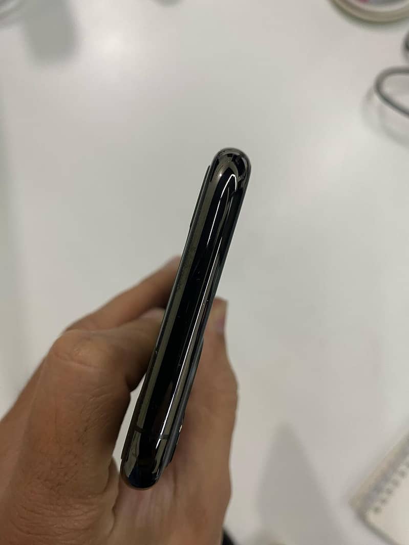 Apple iPhone 11 Pro 64gb dual sim pta approved 2