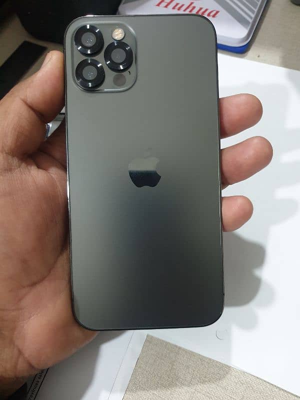 Apple iPhone 12 Pro 2