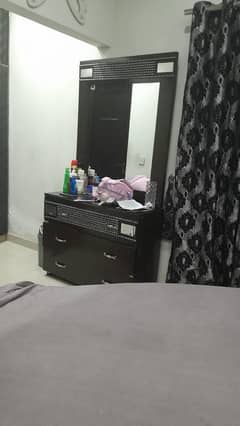 Bed with Dressing table and 2 side tables RS100000