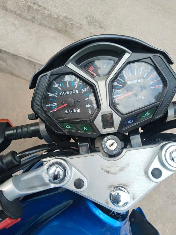 Suzuki GS 125 03044172200 1