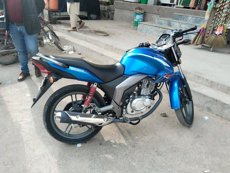 Suzuki GS 125 03044172200 3