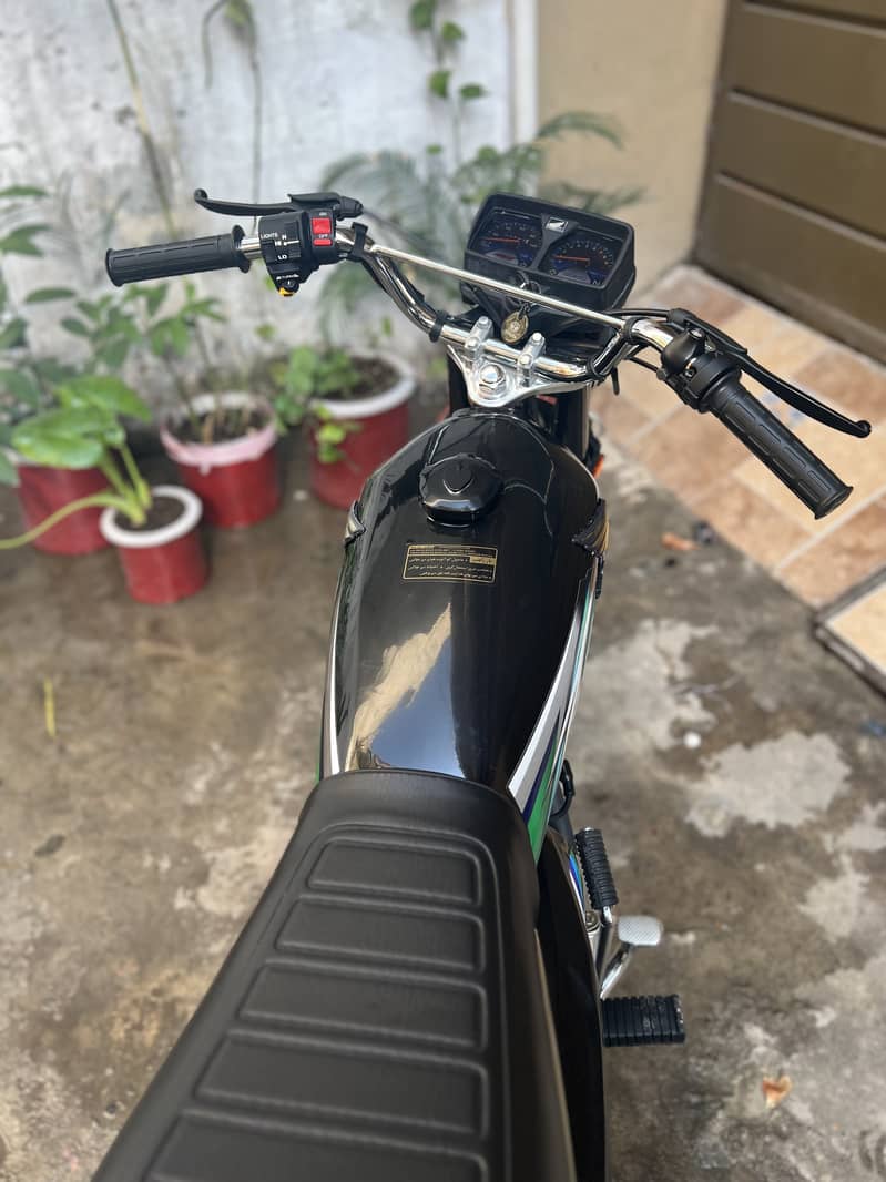 Honda CG 125 2023 4