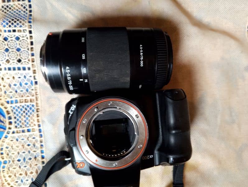 Sony a200 camera with 75_300 lens 15