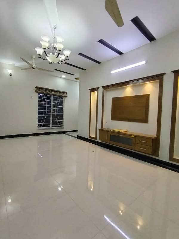 10 Marla upper portion for Rent in G-13/3 1