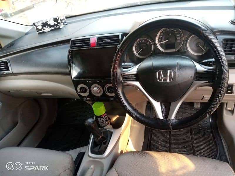 Honda City IVTEC 2017 16