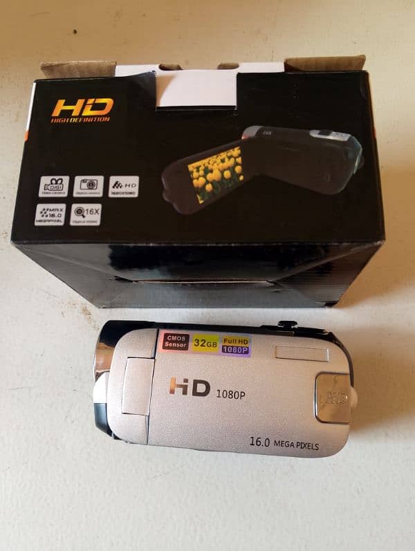 HD video camera handicam like new 9