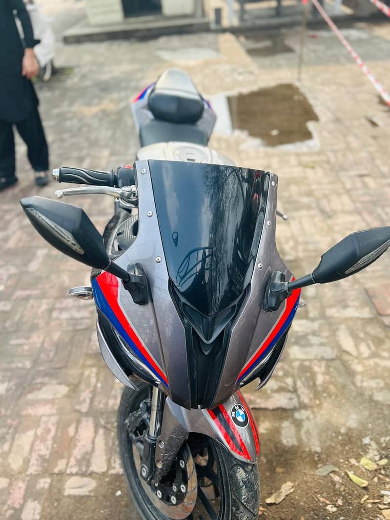 BMW S1000RR 2022 1