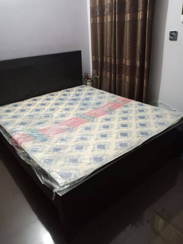 Double bed with matress 2