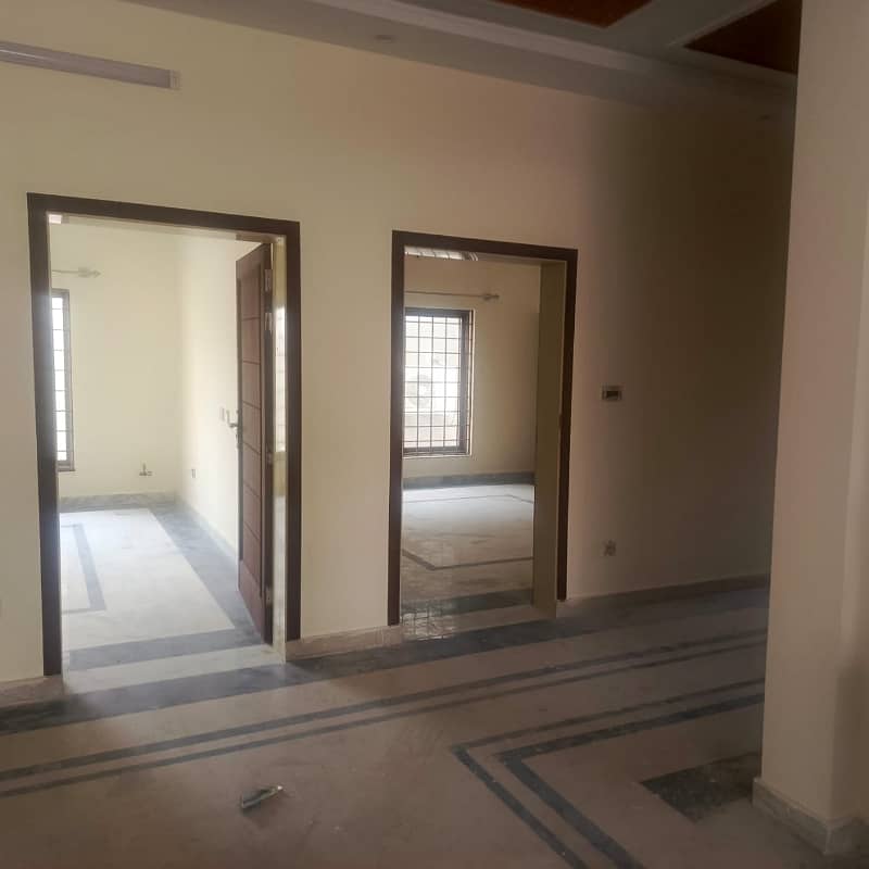 3 Bedroom Ground Portion Available For Rent Gulistan Colony 2