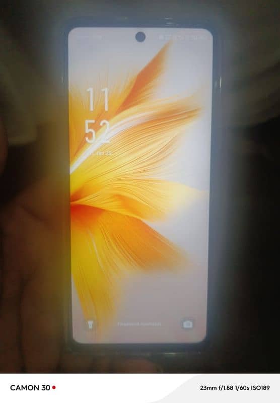 infinix note30 daba charger sath hain 8/256gb 03484753952 1