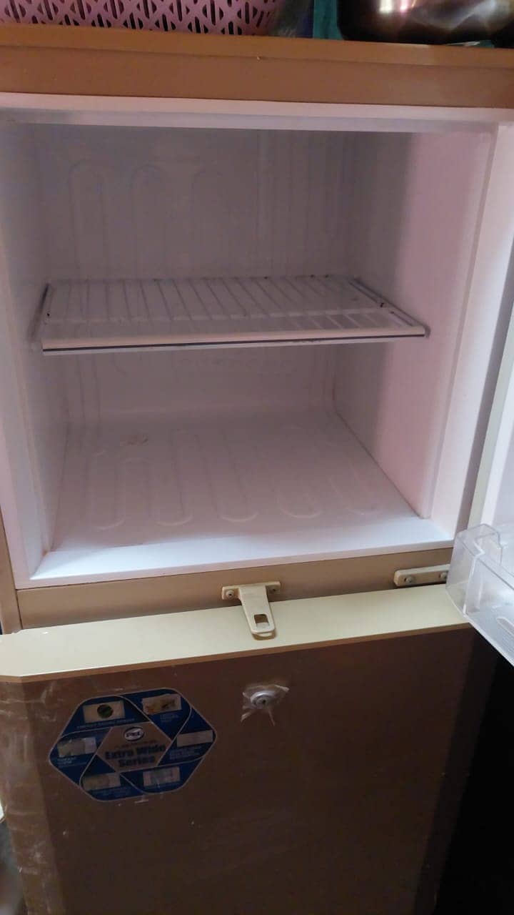 PEL Fridge for Sale in Excellent condition 2