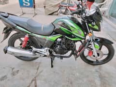 Honda CB150f Black Green coler