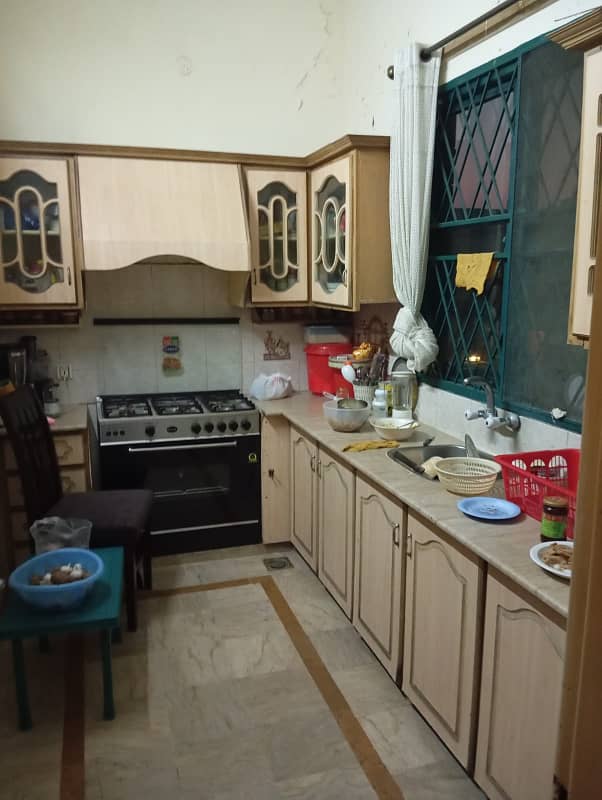 10 Marla Upper Portion for Rent in Johar Town for Family 8