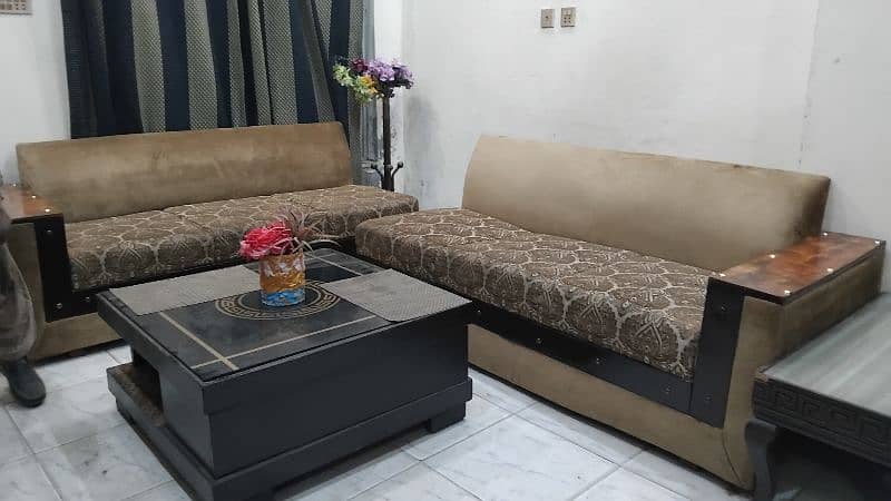 Lshape 6seater sofa in very good condition 2