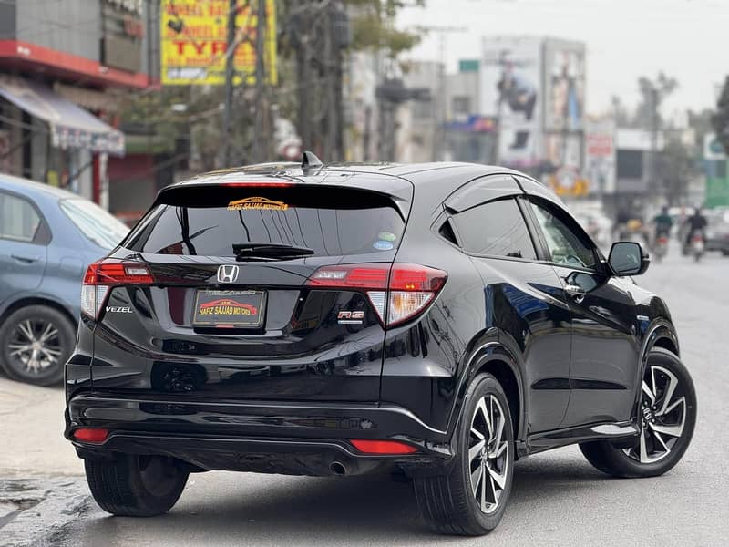 Honda Vezel 2017 14