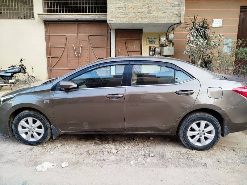 Toyota Corolla Altis Grande 2016 1