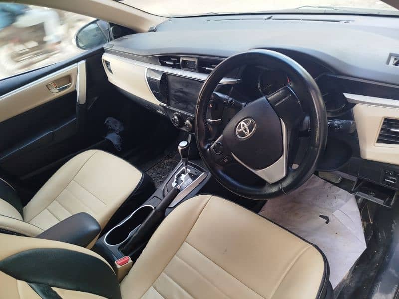 Toyota Corolla Altis Grande 2016 10