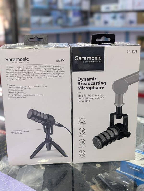 Podcast and Broadcast Dynamic Professional Saramonic SR BV1 Mic. 1