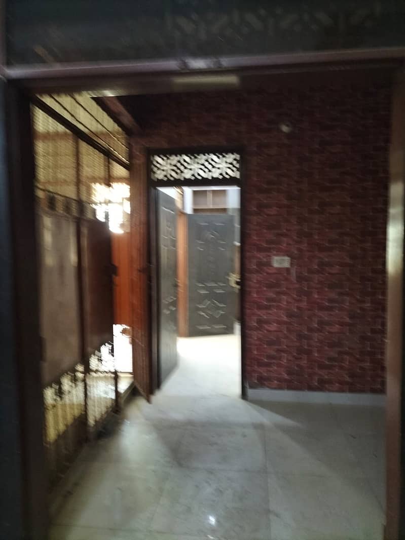 240 Sq Yd Corner 3 Bed DD, 2 Units Ground Plus 1 House For Sale In GWALIOR CHS 14