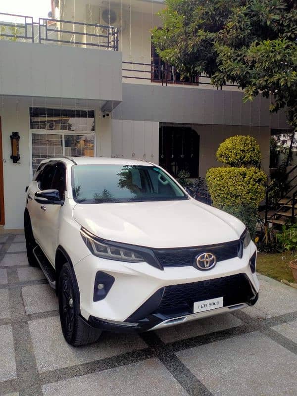 Toyota Fortuner V 2017 2