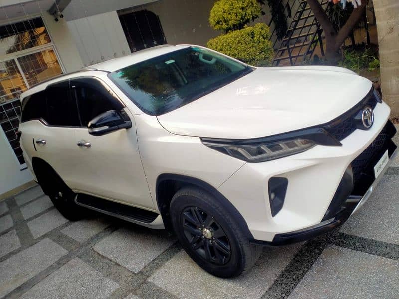 Toyota Fortuner V 2017 3