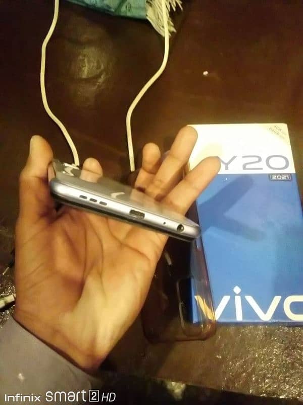 vivo y20 all ok pta approved 4ram 64 gb memory complete box 5