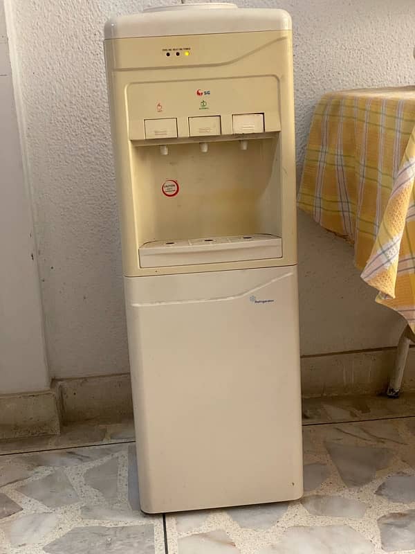 water dispenser 1