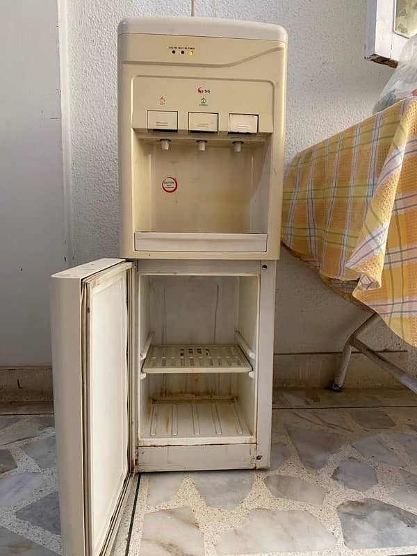 water dispenser 4