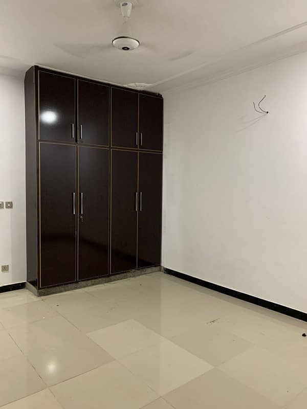 10 Marla Ground portion for Rent in G-14/4 6