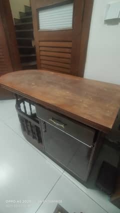 1 bed,  2 side table, 1 iron stand for sale.