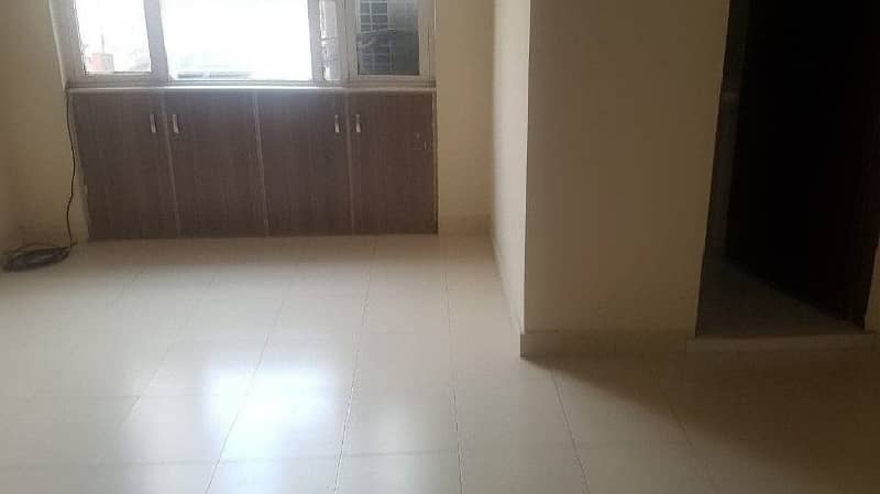 4 Marla 1st Floor Office For Rent In DHA Phase 3,Block Y, Lahore. 1