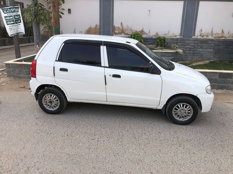 Suzuki Alto 2011 3