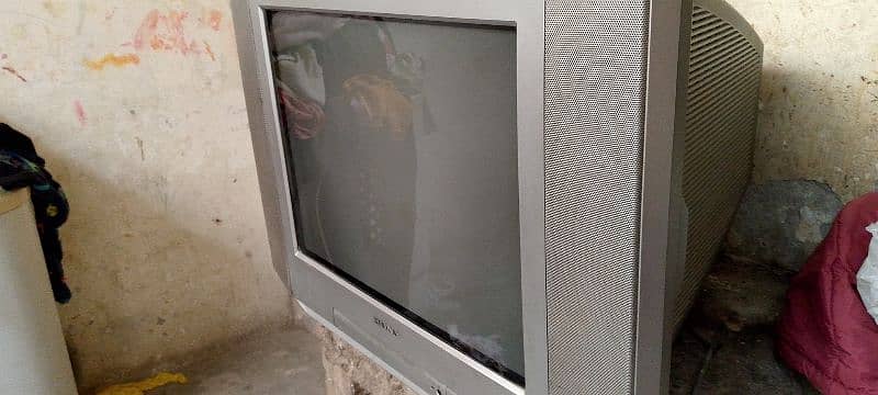 used Sony tv 19" inch 0