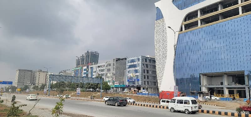 4 Marla Commercial DHA Gate 3 Next to Giga Mall. Off GT Road. Lower Ground, Ground plus 5 Total 7 floors. Dem 5.75 Crore Negotiable 2