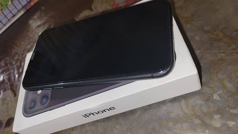 Iphone 11 64 GB (non pta) 1