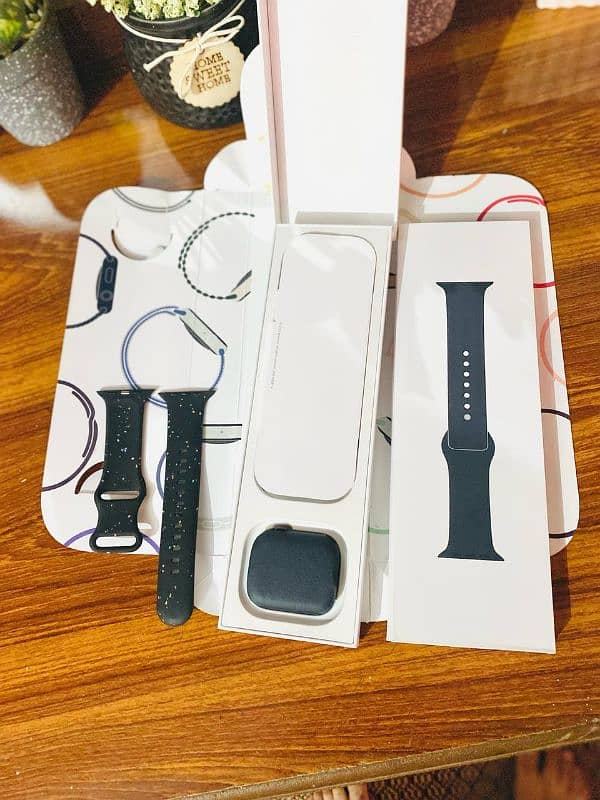 Apple Watch Series 9 Aluminum case 45 Mm 3